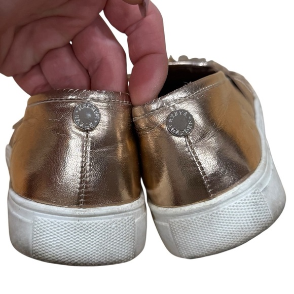 Steve Madden Rose Gold Metallic Flower Sneakers Size 7.5 flats slip on shoes - Picture 7 of 10